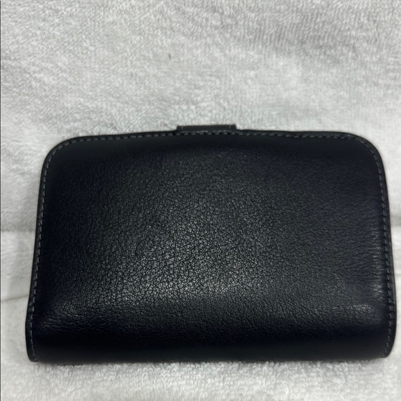 Coach Black Leather Wallet with Gold Clasp - Picture 3 of 5